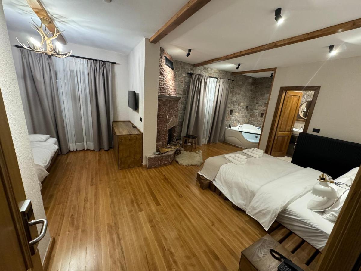Hotel Ambassador Μοσχόπολη Εξωτερικό φωτογραφία