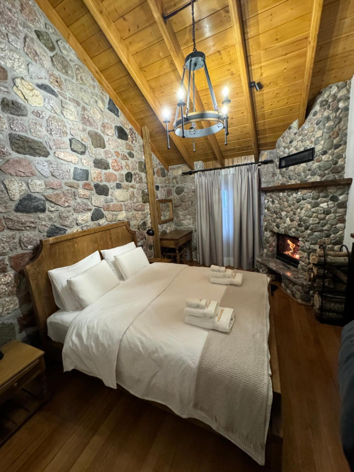 Hotel Ambassador Μοσχόπολη Εξωτερικό φωτογραφία