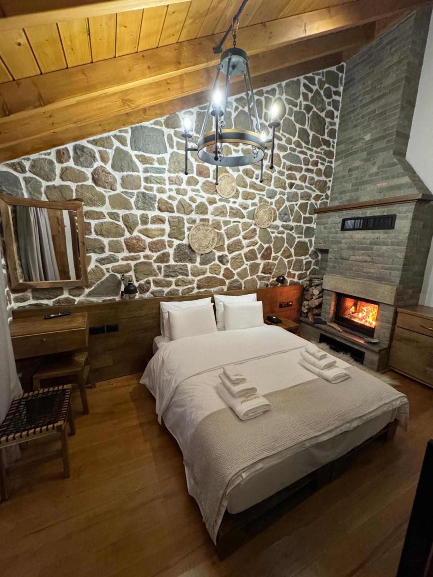 Hotel Ambassador Μοσχόπολη Εξωτερικό φωτογραφία