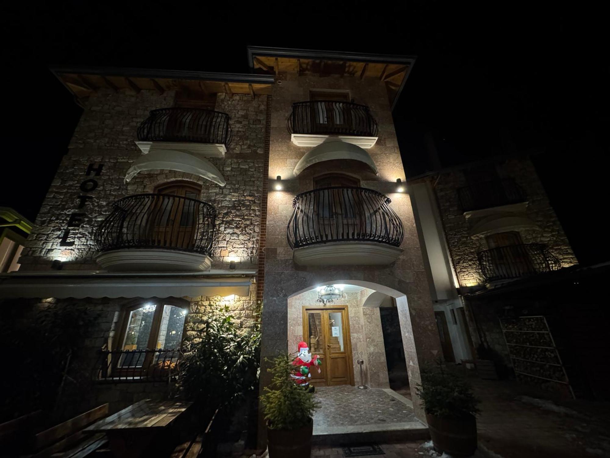 Hotel Ambassador Μοσχόπολη Εξωτερικό φωτογραφία